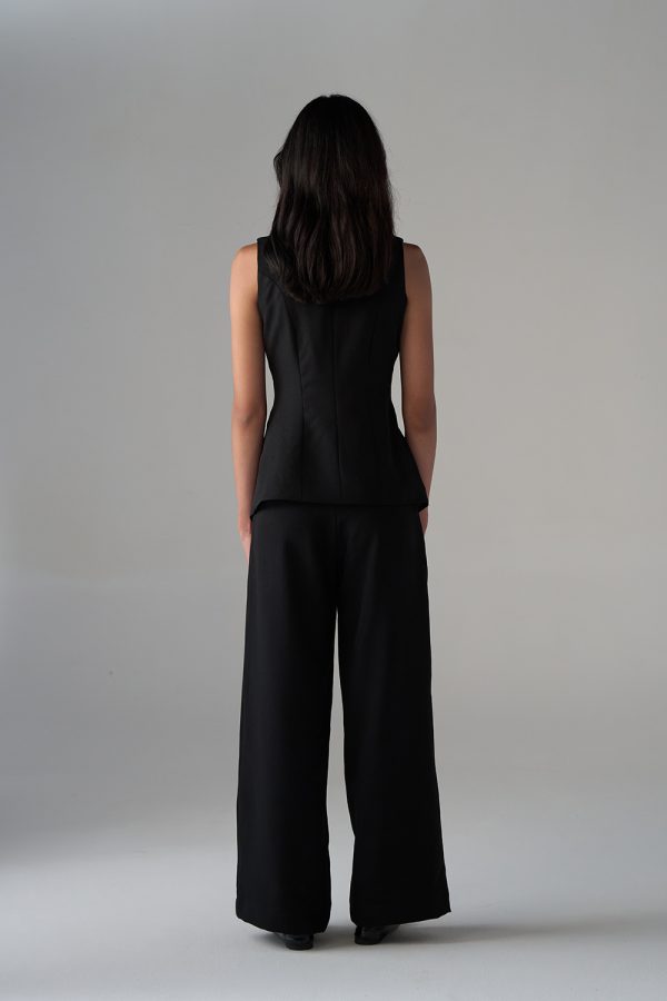 Sleeveless Suit (Pants) – Image 2